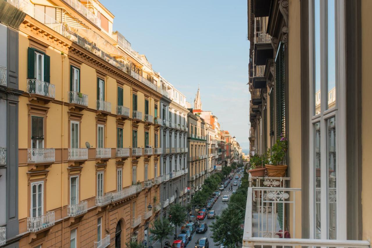 Le Mummarelle Apartments Napoli Bagian luar foto